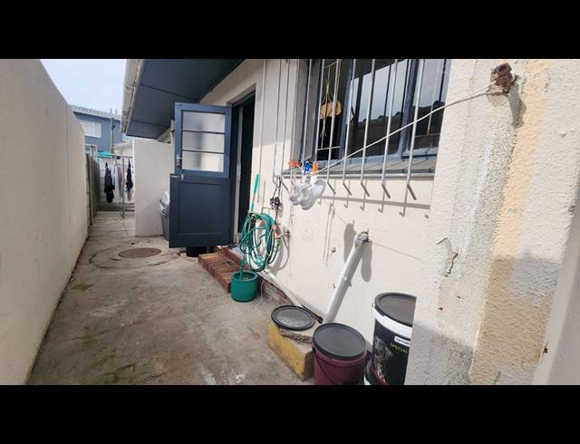 3 BEDROOM HOUSE TO LET IN GOODWOOD PARK